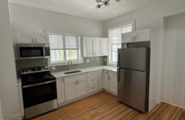 74 Upper Main Street photos photos