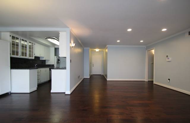 Beautiful 2 Bedroom 2 Bath condo for rent on California Blvd. Available Now! photos photos