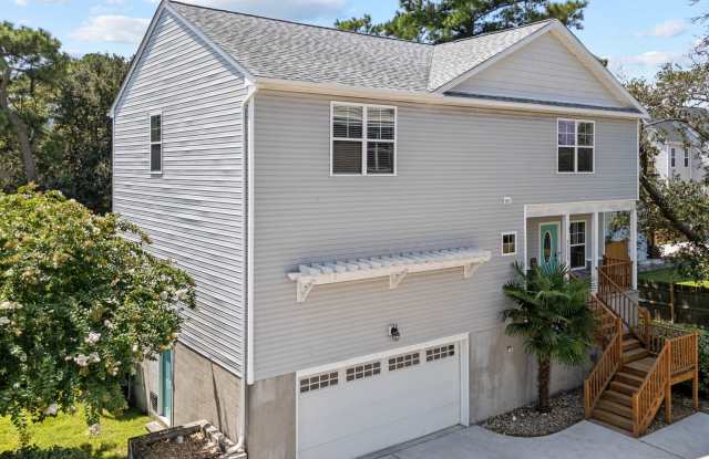 Modern comfort Beach living photos photos