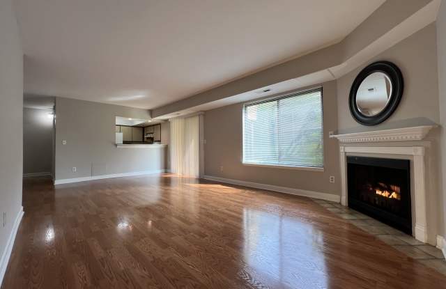 225 Briarcrest Dr photos photos