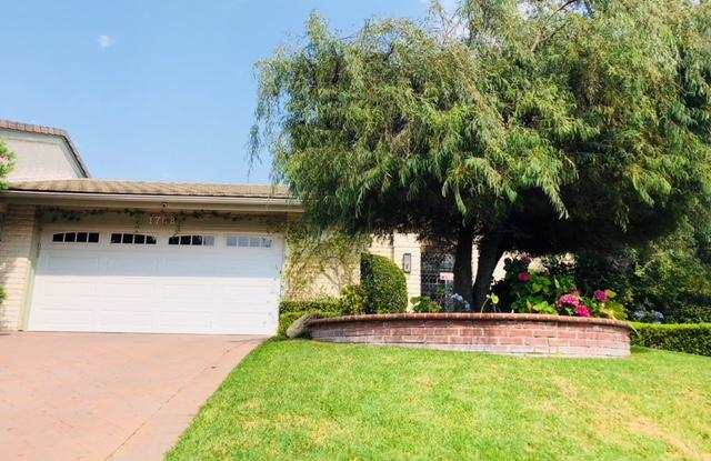 1708 Royal St George Drive Gallery 3