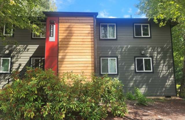 Cozy one-bedroom in nicely kept complex with Pool, Sauna, Tennis Court and more! photos photos Cozy one-bedroom in nicely kept complex with Pool, Sauna, Tennis Court and more! photos photos