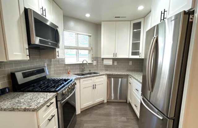 2671 Sycamore Glen Drive unit: Apt 4 photos photos
