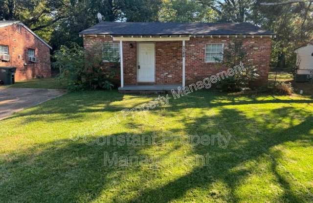 1104 Dewey St. - 1104 Dewey Street, Griffin, GA 30223