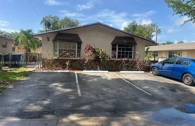 31 SW 8th Ct photos photos 31 SW 8th Ct photos photos