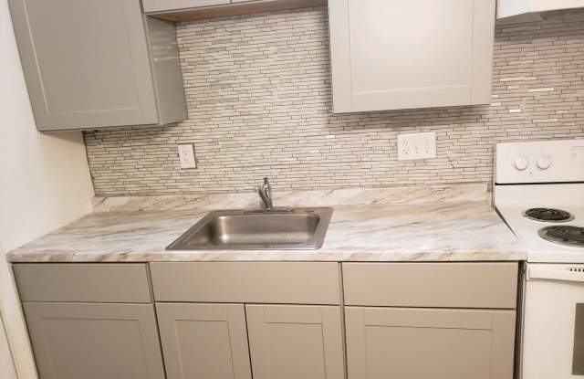 9927 LYNDIA PLACE Gallery 3