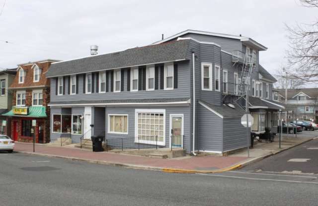 64 SIMPSON AVENUE Gallery 4