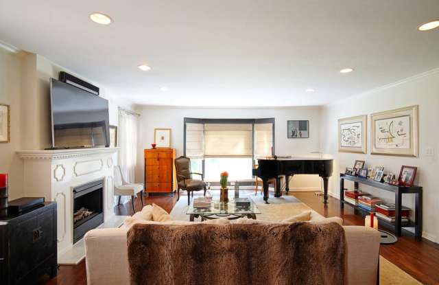 1339 MEADOWBROOK Avenue - 1339 Meadowbrook Avenue, Los Angeles, CA 90019