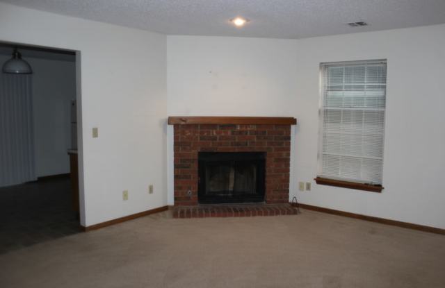 5600 Northwest 66th Terrace Gallery 3