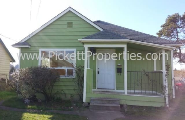 821 Cogean Avenue - 821 Cogean Avenue, Bremerton, WA 98337