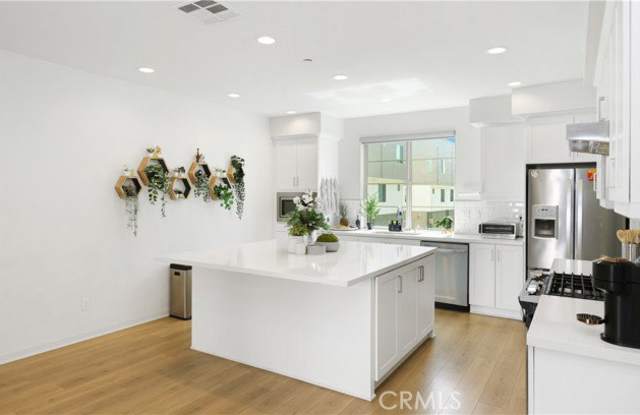 166 Novel photos photos