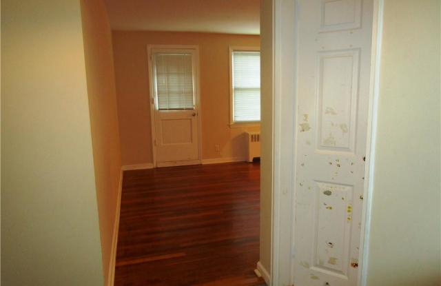 100 Cedar Street Gallery 4