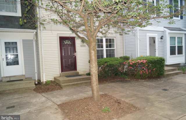 5884 BRIDGETOWN COURT Gallery 2