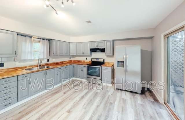 4625 Herta Rd Unit A Gallery 2