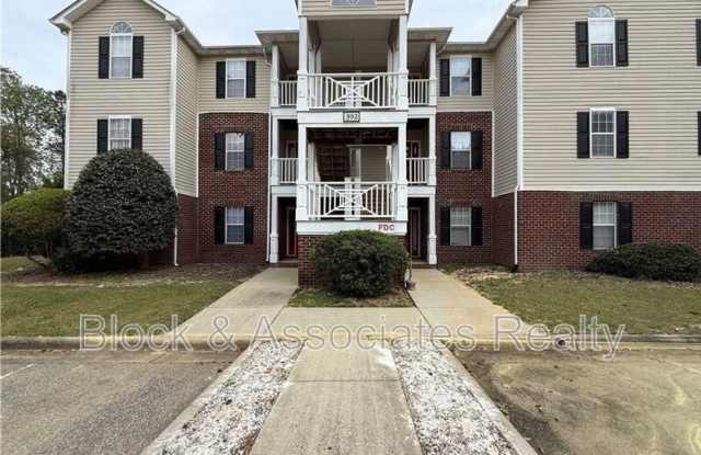 392 Bubble Creek Ct - 392 Bubble Creek Court, Fayetteville, NC 28311 392 Bubble Creek Ct - 392 Bubble Creek Court, Fayetteville, NC 28311