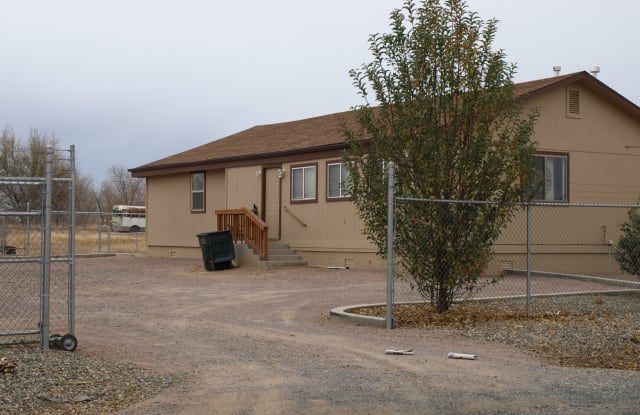 425 Telephone Rd - 425 Telephone Road, Chino Valley, AZ 86323