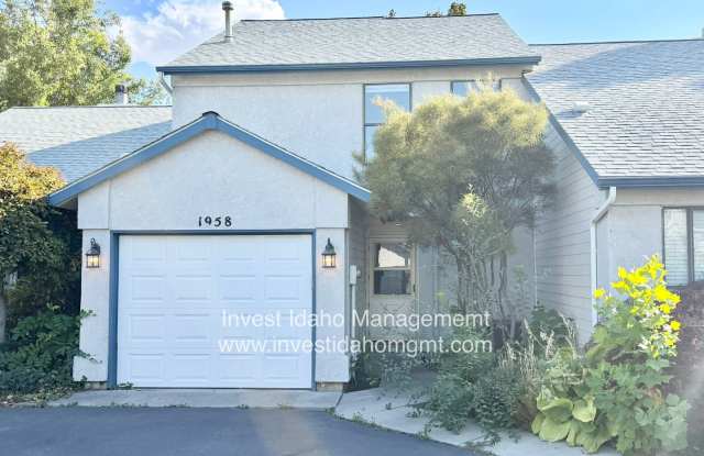 Southeast Boise Townhome for Rent! Minutes from Downtown, Greenbelt & BSU! Gallery 1
