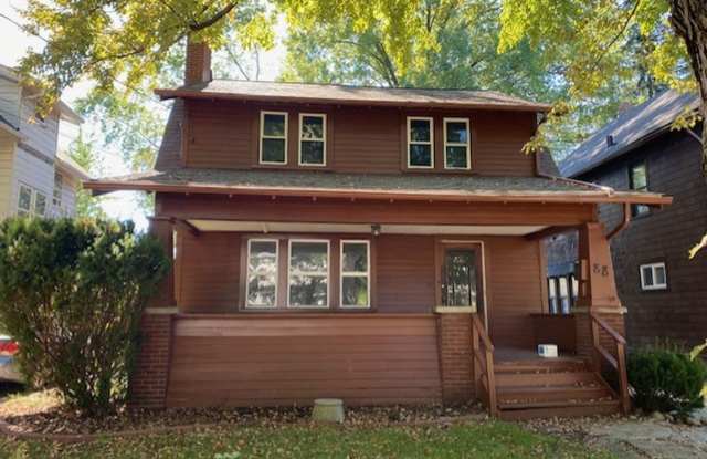 Classic 1929 Beauty—Updated Systems, Cozy Porch Vibes photos photos
