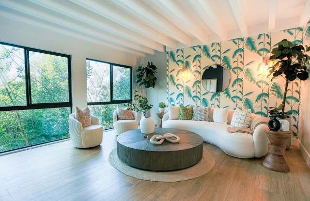 30+ Day Fully Stylishly furnished  Tastefully designed Newport Beach Vacation Rental photos photos