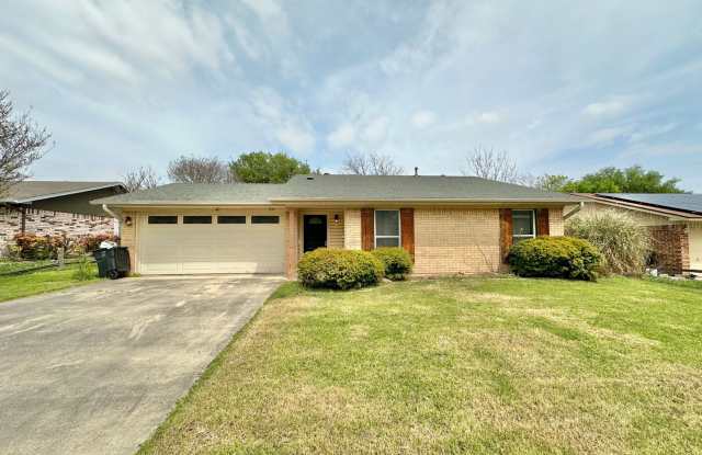 Viewable July 5th! Dogs Accepted! photos photos