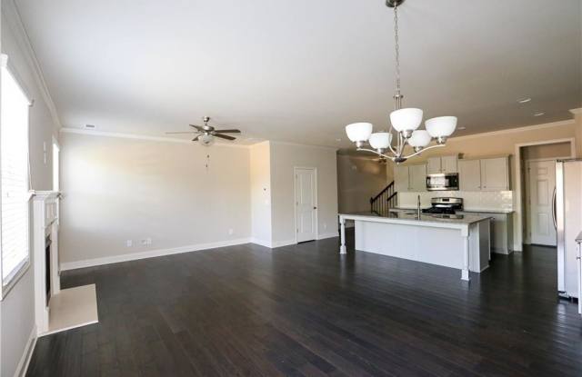 2057 Wheylon Court Gallery 4