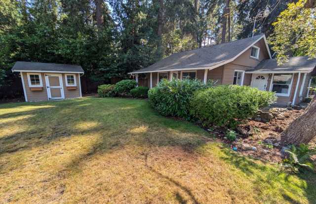 10121 Lake Steilacoom Dr, Lakewood, WA 98498 Gallery 1