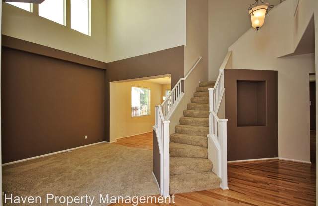 6406 Montevista Dr SE Gallery 2