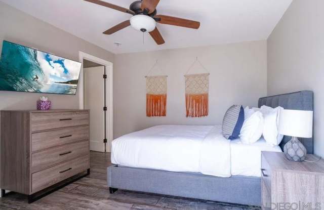 845 Beryl St unit B photos photos