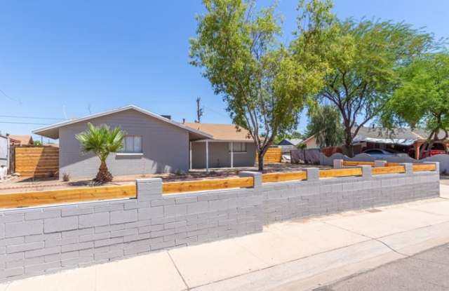 4908 West Catalina Drive Gallery 2