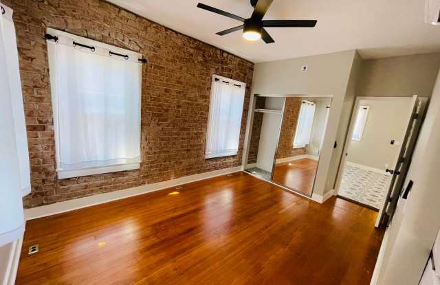 COMING SOON! 1 Bed / 1 Bath Cottage in U of A Neighborhood! photos photos