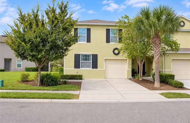 424 ARBOR LAKES Gallery 1