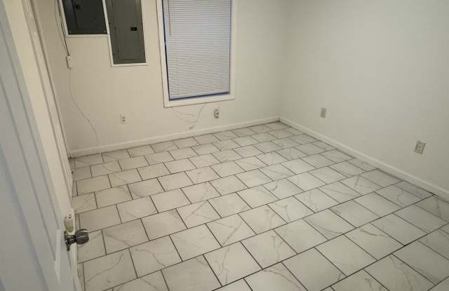 21 Columbus Ave - 21 Columbus Avenue, Brentwood, NY 11717