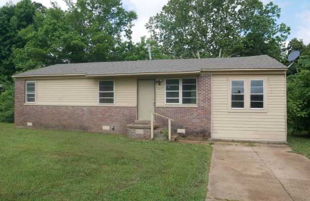 5057 Gill Rd, Memphis TN photos photos