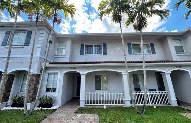 2576 SW 83rd Ave photos photos