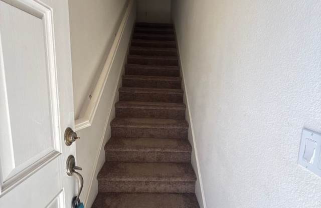 !!!! MOVE IN SPECIAL!! $500 OFF THE FIRST FULL MONTH’S RENT!!! 1 Bedroom 1 Bathroom ADU with A/C located in Santa Rosa's Coffey Park Neighborhood Gallery 3