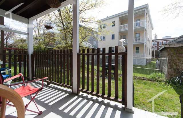 Great 2 Bed Available 6/1/26 photos photos