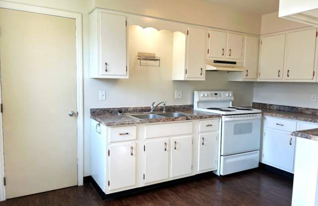 20 East 36th Street, Gallery 3