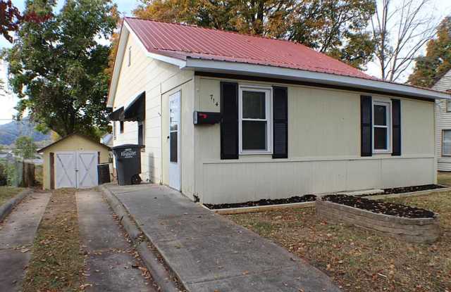 Cozy cottage in the heart of Kingsport! photos photos