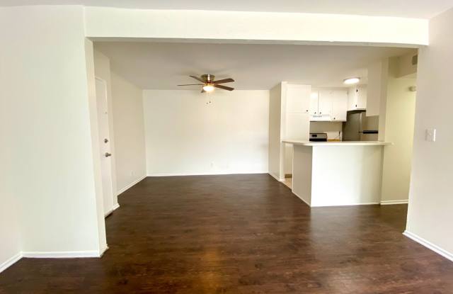 Charming 3 bed 2 bath condo in Tarzana photos photos Charming 3 bed 2 bath condo in Tarzana photos photos