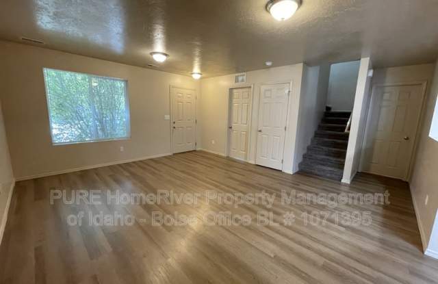 8228 W Mojave Dr Gallery 4
