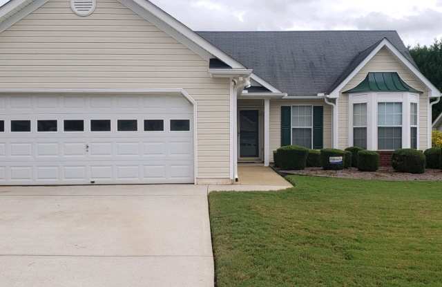 Nice 3 bed 2 bath home in Lithonia close to I-20. photos photos