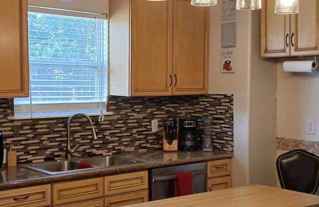 5625 Canal Boulevard photos photos