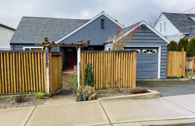 19161 3rd Ave NE Gallery 2