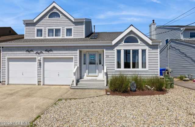 22 Longpoint Drive photos photos