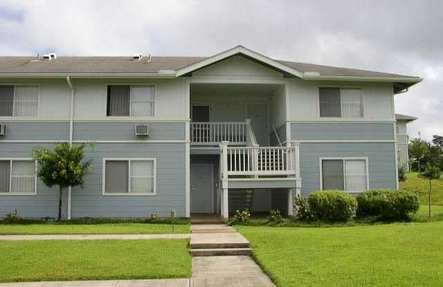 Crescent Lane Townhouse - Upstairs unit 1 bedroom, 1 bath, 2 parking photos photos Crescent Lane Townhouse - Upstairs unit 1 bedroom, 1 bath, 2 parking photos photos