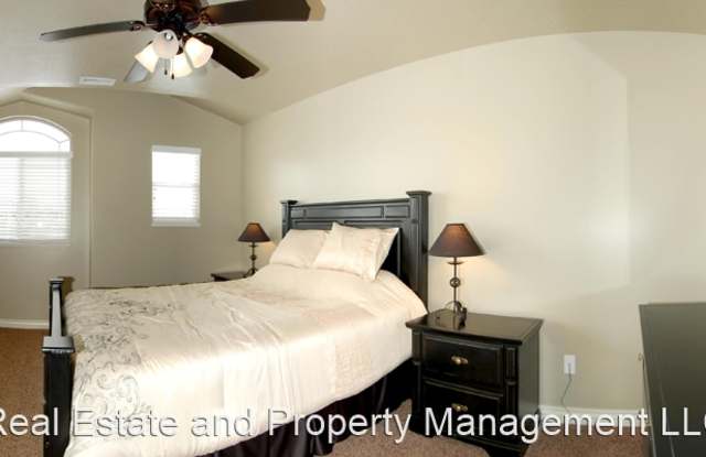 2393 S Knights Way Gallery 4