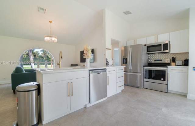 8231 Coconut Boulevard, West Palm Beach, FL 33412 - 2295 Gallery 3