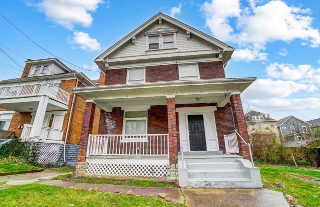 Large House w/garage - 1575 Dixmont Avenue, Cincinnati, OH 45207