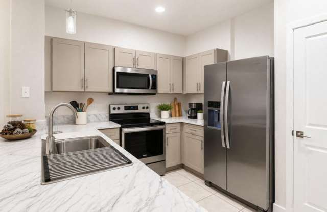 113 BANDOL Street, Riviera Beach, FL 33404 Gallery 1