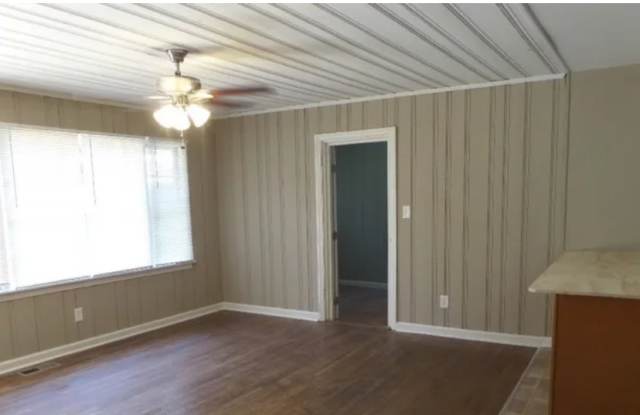 116 Glenn St - 116 Glenn Street, Dallas, GA 30132